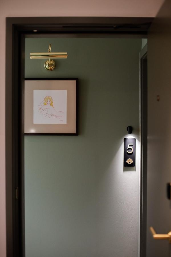 The Sarah By Urban Rest Hotel Sidney Exterior foto